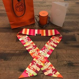 Hermès Twilly Scarf
